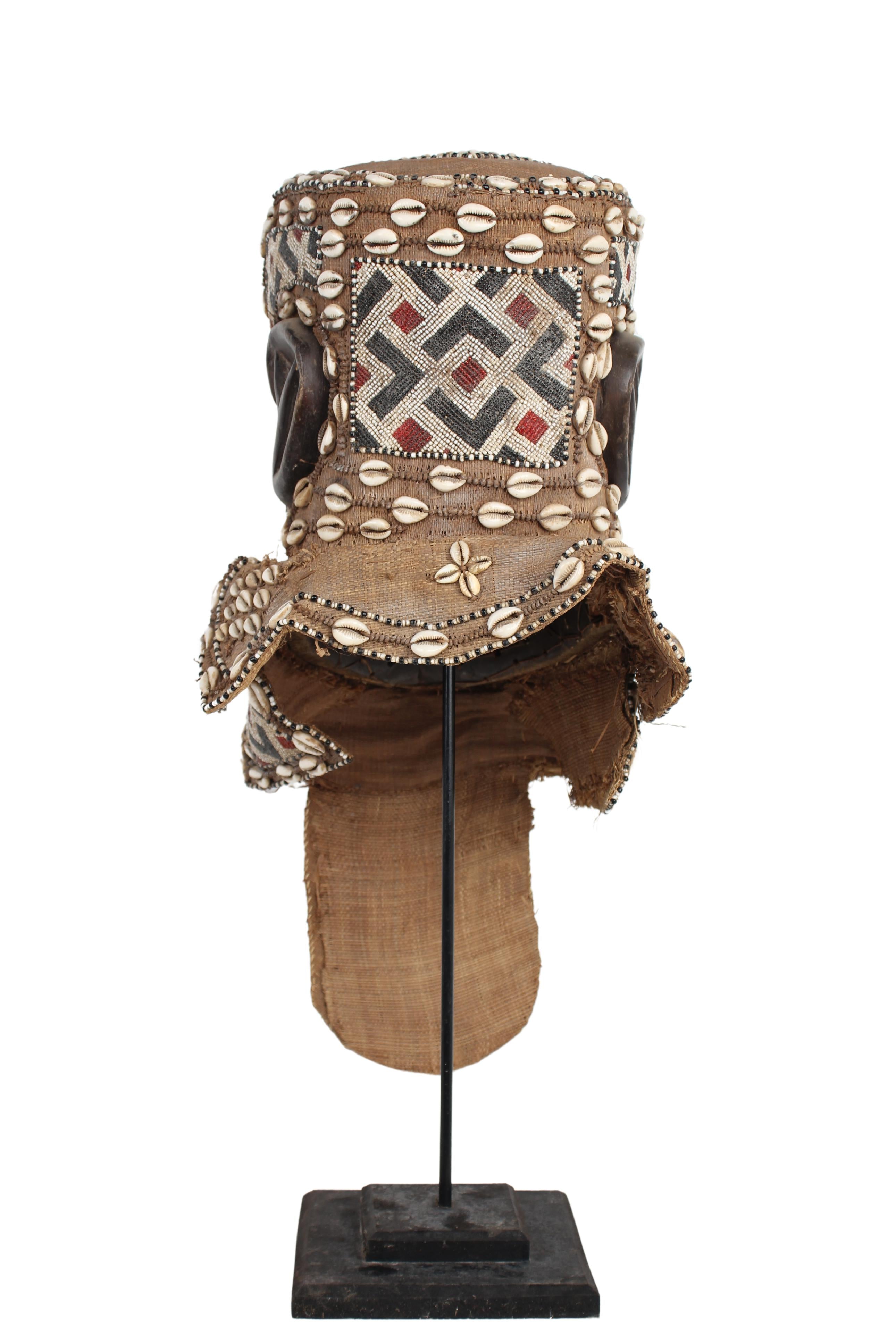 Kuba/Bakuba Tribe Mask ~24.4" Tall (New 2024) - West African Artifacts