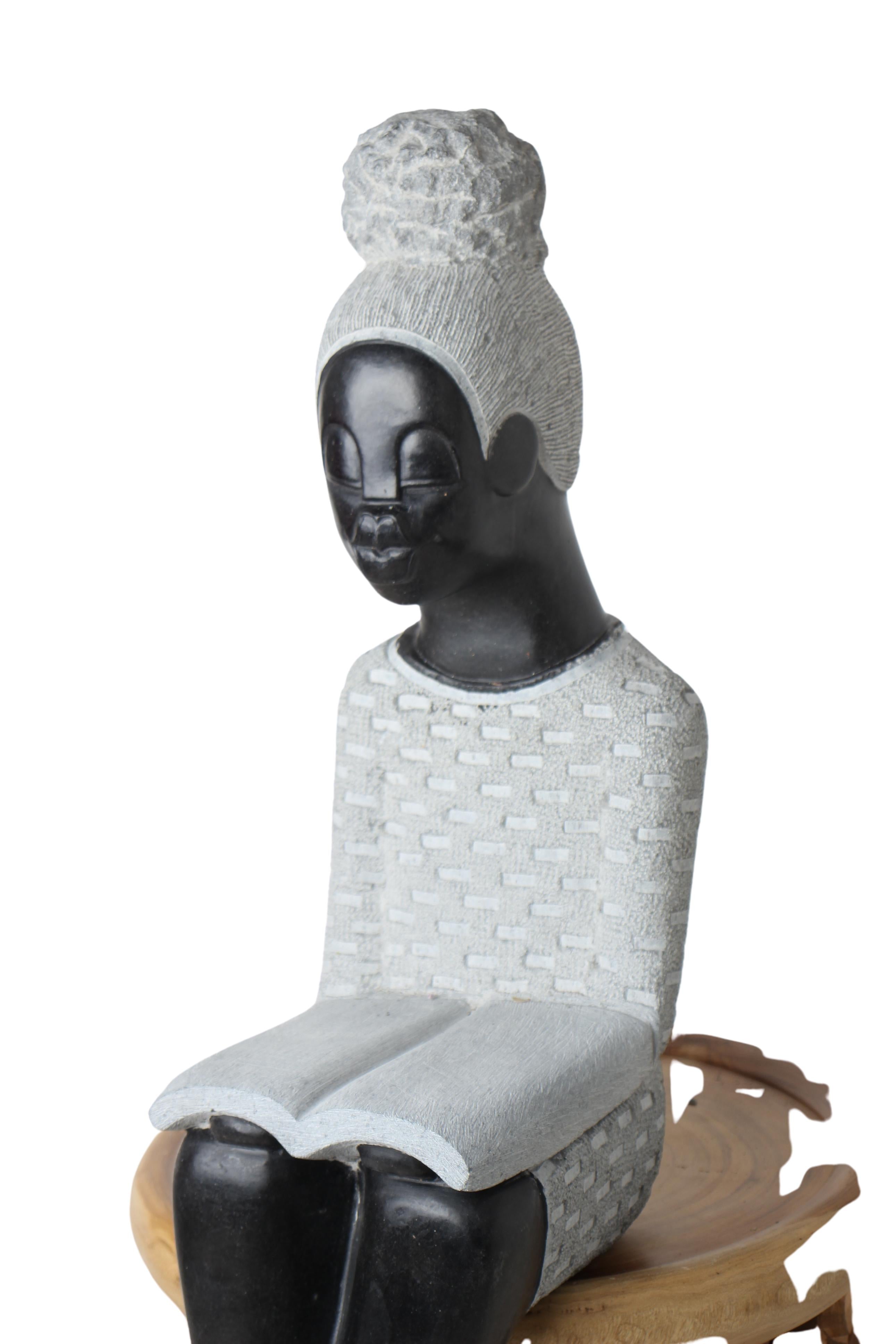 Shona Tribe Springstone Book Readers ~33.1" Tall (New 2024) - Shona Stone