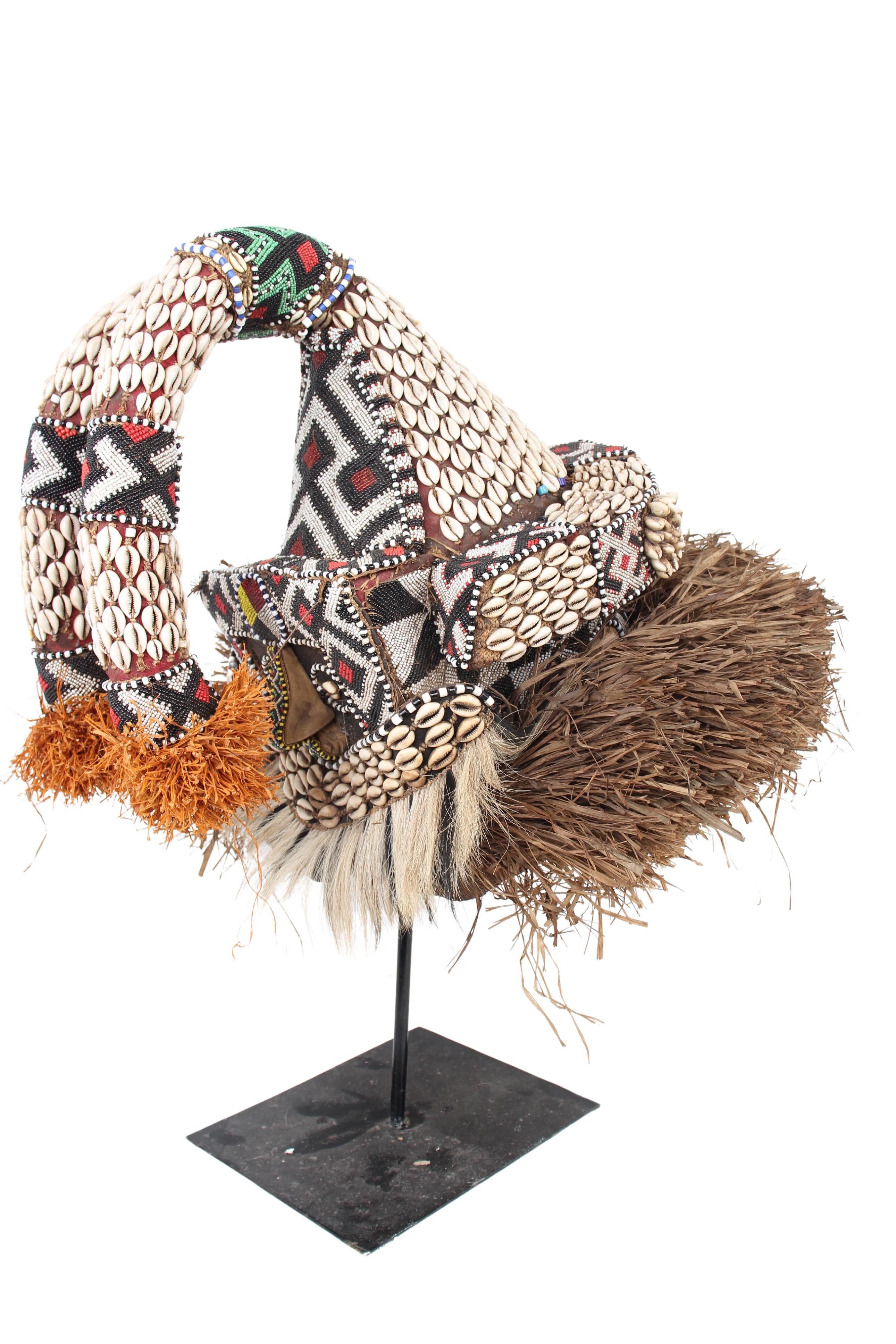 Kuba/Bakuba Tribe Mask ~21.7" Tall (New 2024) - West African Artifacts