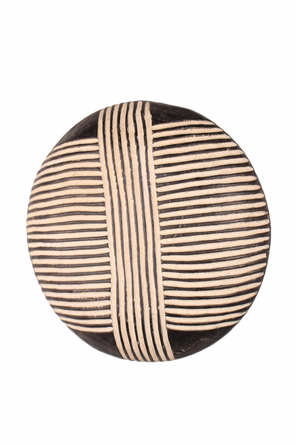 Bamileke Tribe Oval Shaped Wooden Shield ~20.1" Tall (New 2026) - Sculpture & Statuary