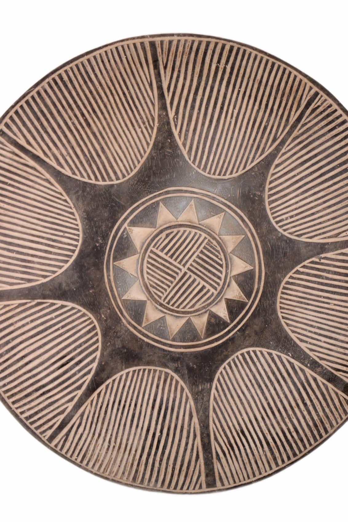 Bamileke Tribe Oval Shaped Wooden Shield ~20.1" Tall (New 2026) - Sculpture & Statuary