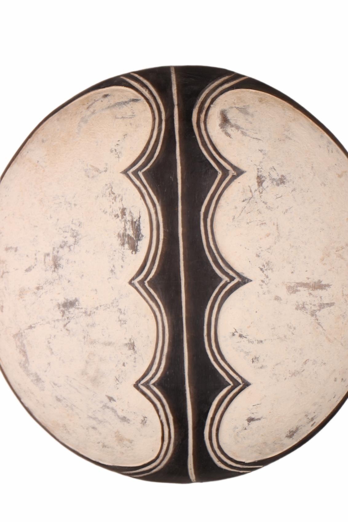 Bamileke Tribe Oval Shaped Wooden Shield ~20.1" Tall (New 2026) - Sculpture & Statuary