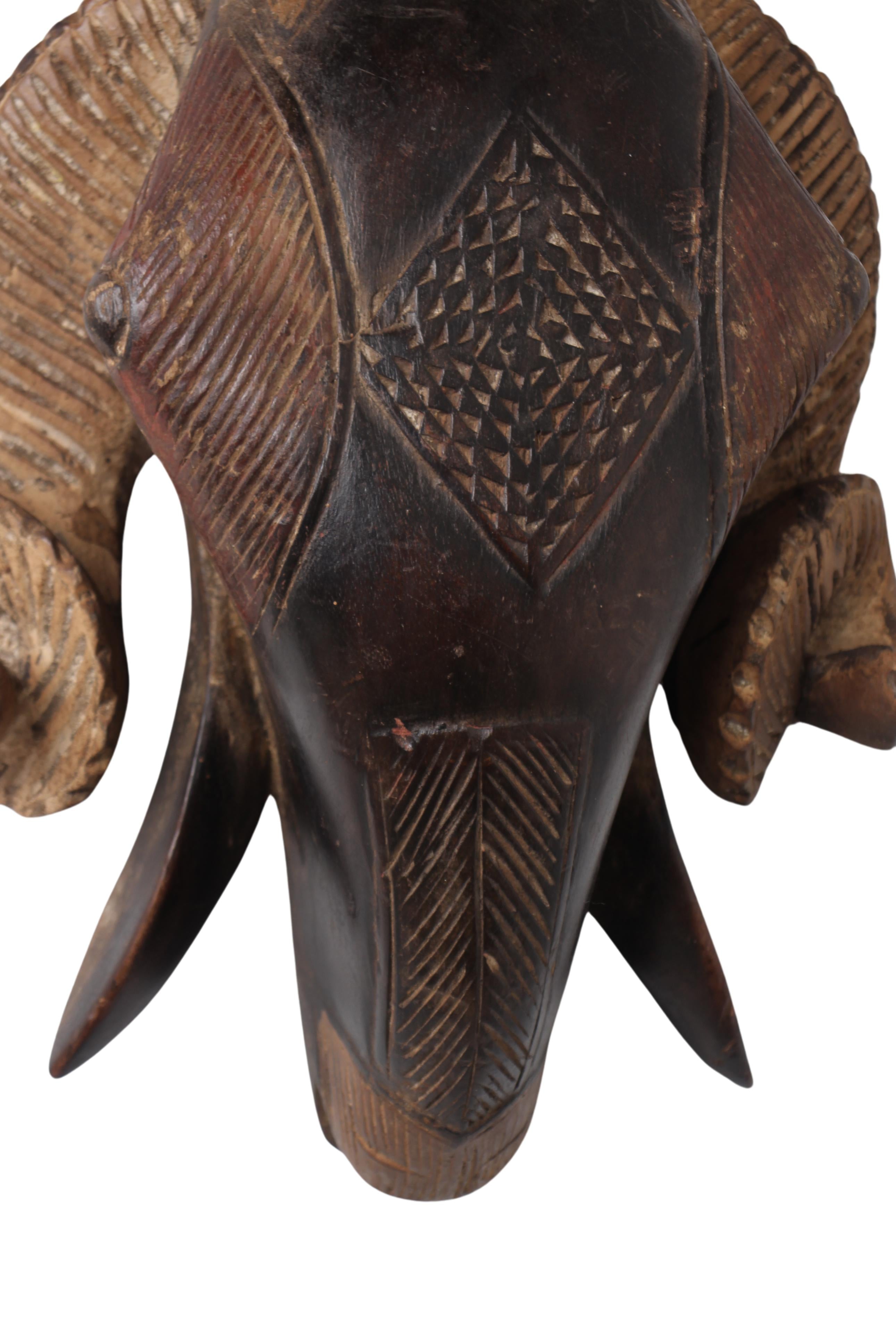 Baule Ram Mask　アフリカンアート
アフリカンマスク 木製 彫刻 Baule Tribe Ram Mask ~15.7