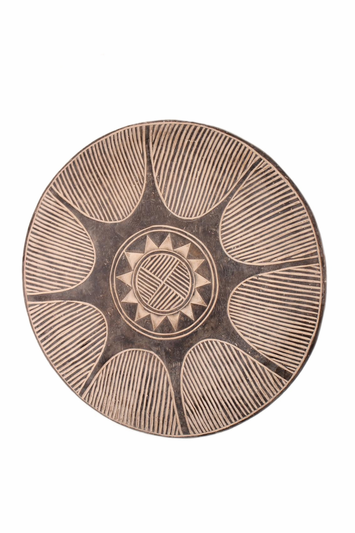 Bamileke Tribe Oval Shaped Wooden Shield ~20.1" Tall (New 2026) - Sculpture & Statuary